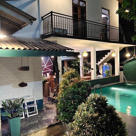 Peacock'S Paradise Safari Hostel อุดาวาลาเว ภายนอก รูปภาพ