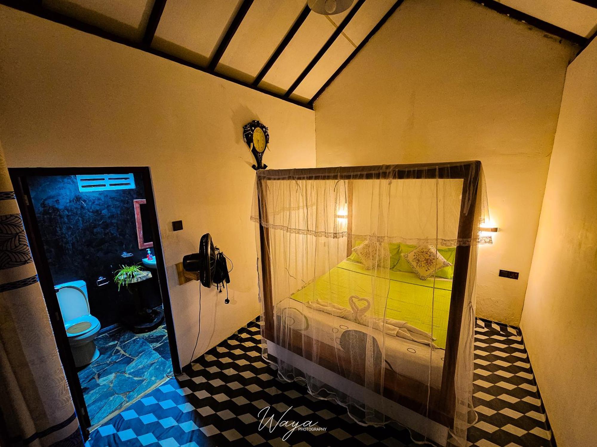 Peacock'S Paradise Safari Hostel อุดาวาลาเว ภายนอก รูปภาพ