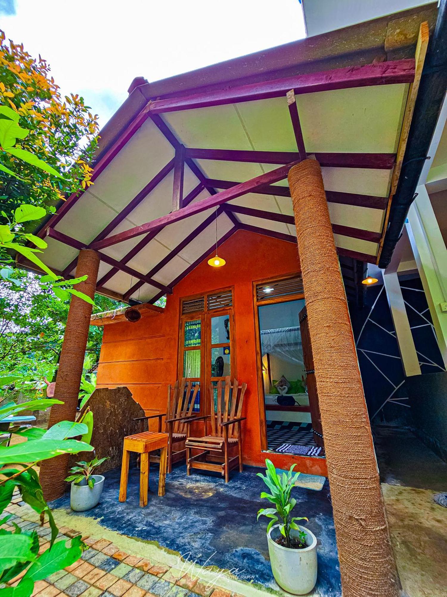 Peacock'S Paradise Safari Hostel อุดาวาลาเว ภายนอก รูปภาพ