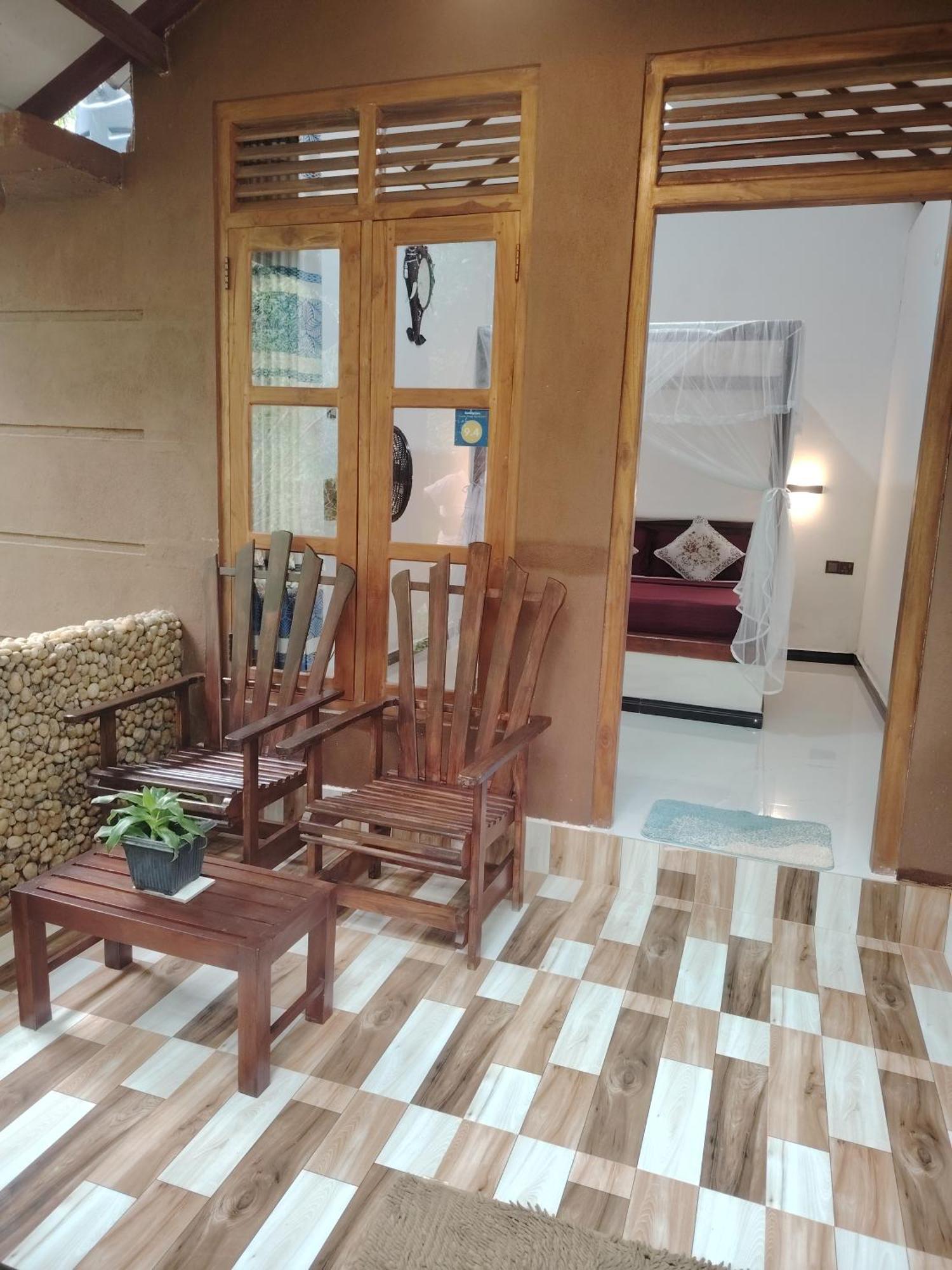 Peacock'S Paradise Safari Hostel อุดาวาลาเว ภายนอก รูปภาพ