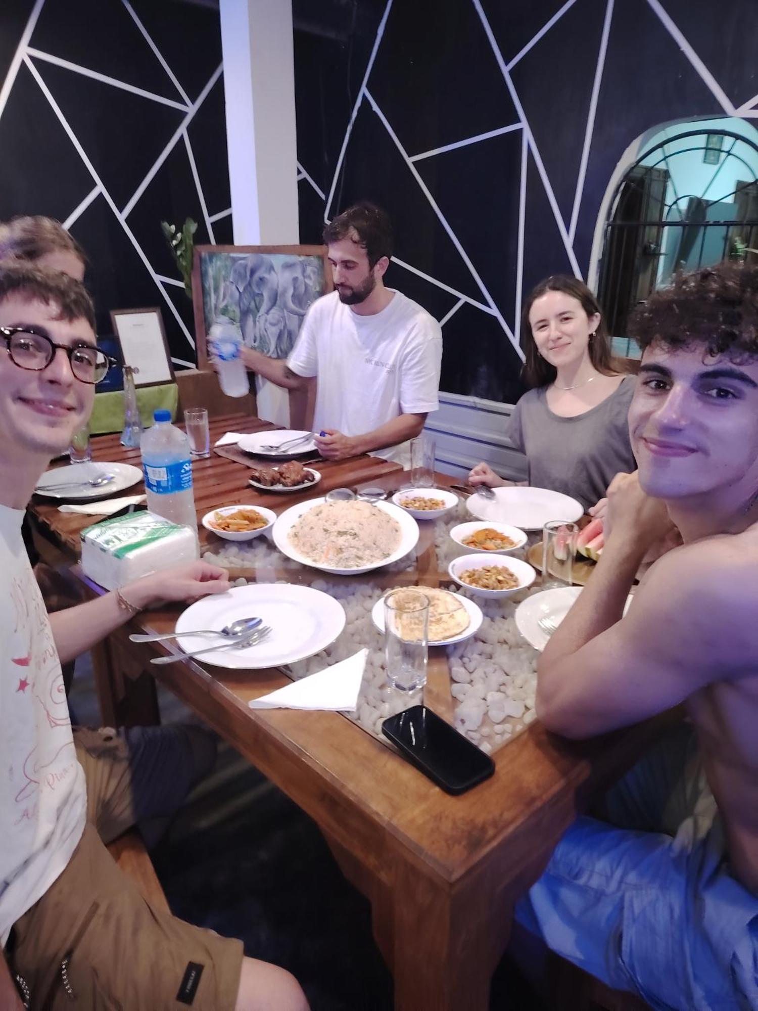 Peacock'S Paradise Safari Hostel อุดาวาลาเว ภายนอก รูปภาพ